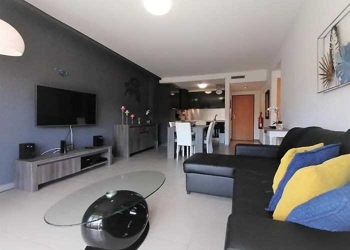 Paraiso Sol Rocha Luxurious beach apartment